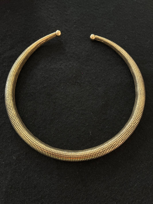 Collar Rucu